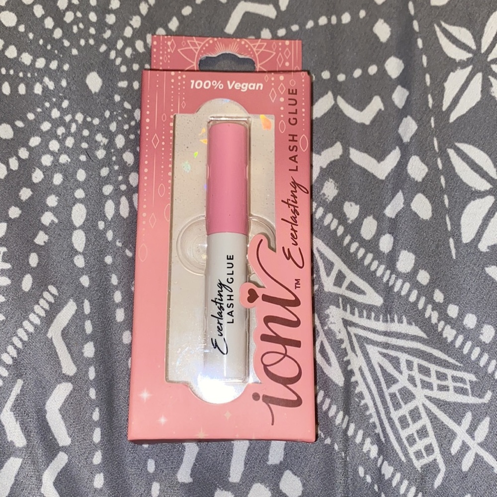 False lash bundle - Picture 4 of 4
